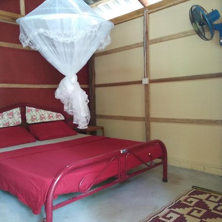 Hotel The Boarding House Sihanoukville Exterior foto