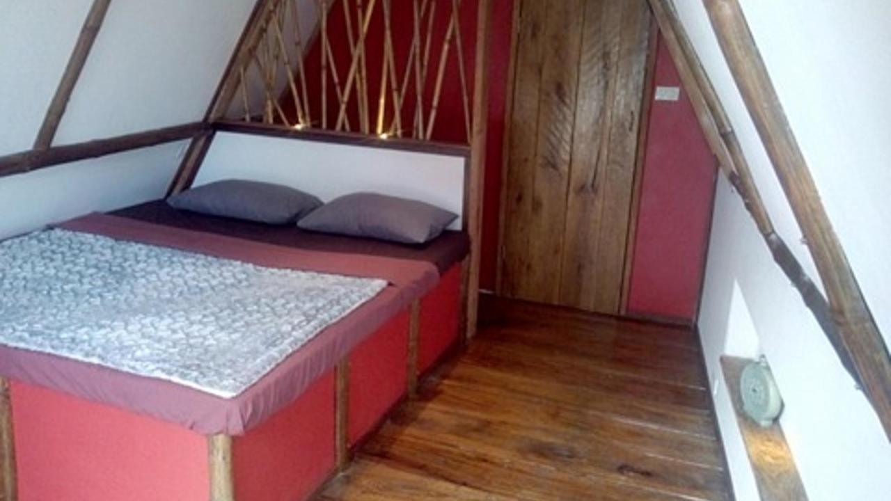 Hotel The Boarding House Sihanoukville Exterior foto